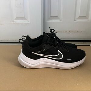 New Black Nike Downshifter 12! Size 7.5